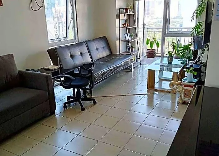 Penthouse Unit For 2 Bedroom Access