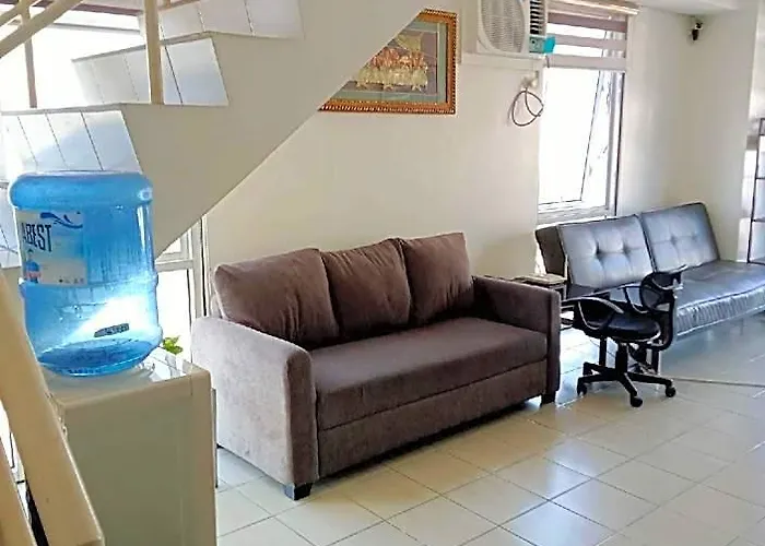 Penthouse Unit For 2 Bedroom Access 4*