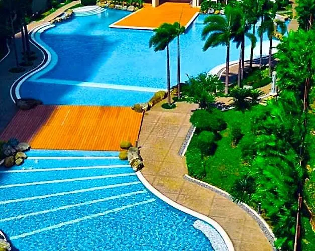 Penthouse Unit For 2 Bedroom Access Hotel 4*
