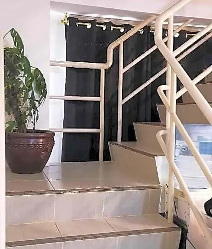Penthouse Unit For 2 Bedroom Access Hotel