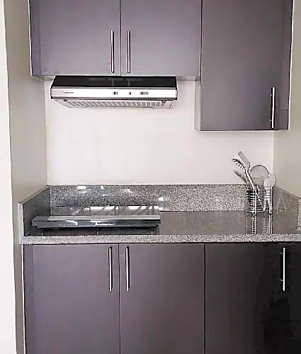 Penthouse Unit For 2 Bedroom Access 4*